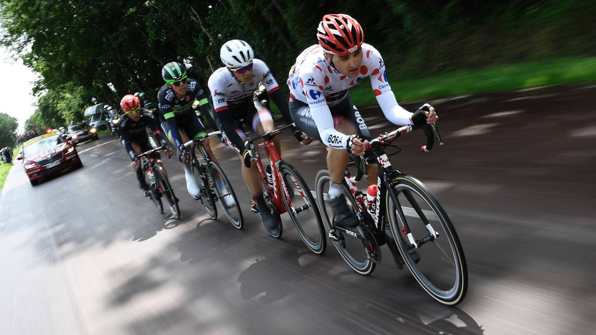 Im Rennverlauf hält sich die Gruppe um Paul Voss, dem Belgier Jasper Stuyven, Norwegens Vegard Breen und Voss-Kollege Cesare Benedetti lange an der Spitze