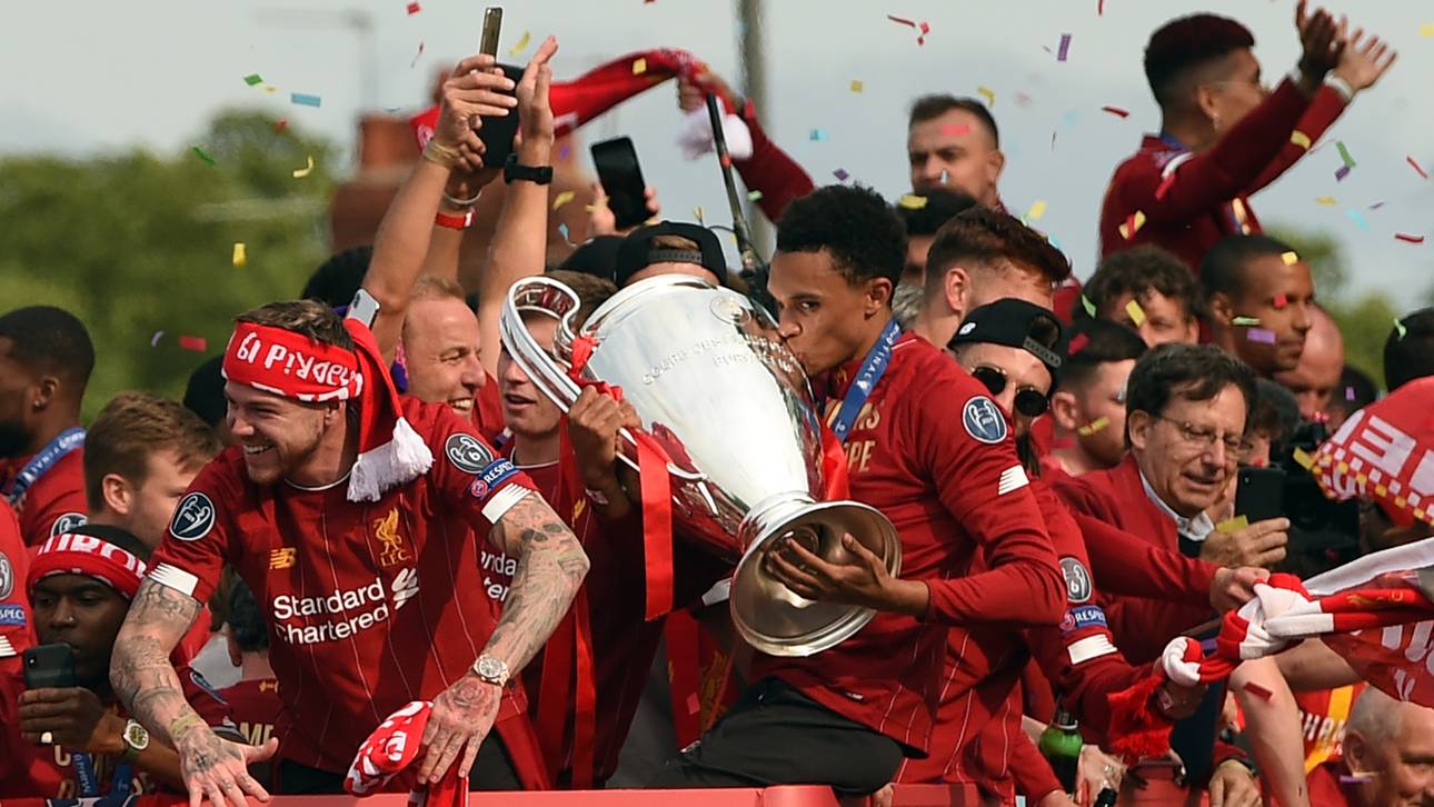 Liverpool versteigert UCL-Trophäe