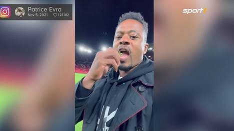 Ex-United-Star Patrice Evra ist immer noch sehr mit seinem ehemaligen Klub verbunden. Vor dem Derby gegen Manchester City inspiziert er den Rasen im Old Trafford auf seine eigene Art und Weise.
