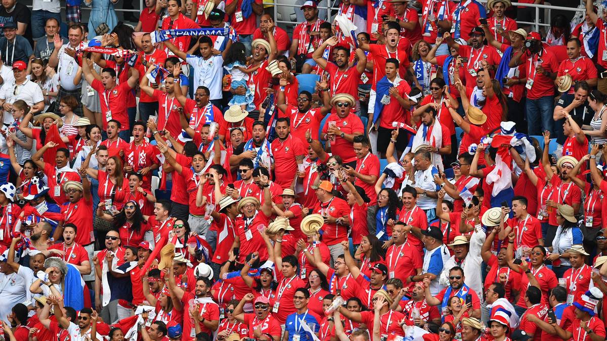 Ausgelassen feierten die Fans aus Panama. Trotz der 6:1-Niederlage bejubelten sie den Ehrentreffer von Felipe Baloy wie den Weltmeistertitel. Kein Wunder: Es war der erste Treffer ihrer WM-Geschichte.