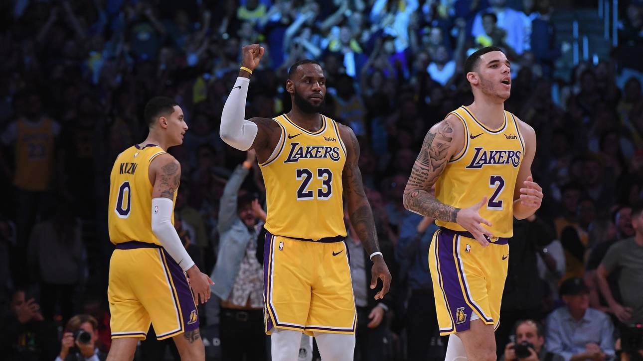 LeBron und Ball mit Triple-Double