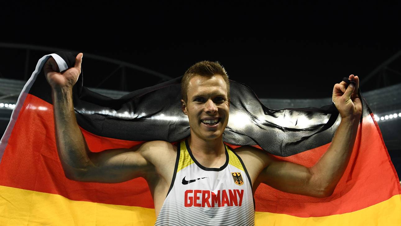 Rehm springt mit Rekord zu Gold