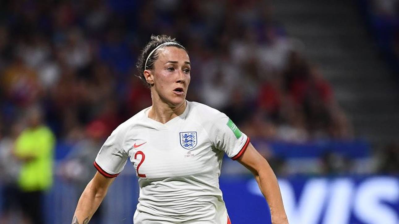 Lucy Bronze
