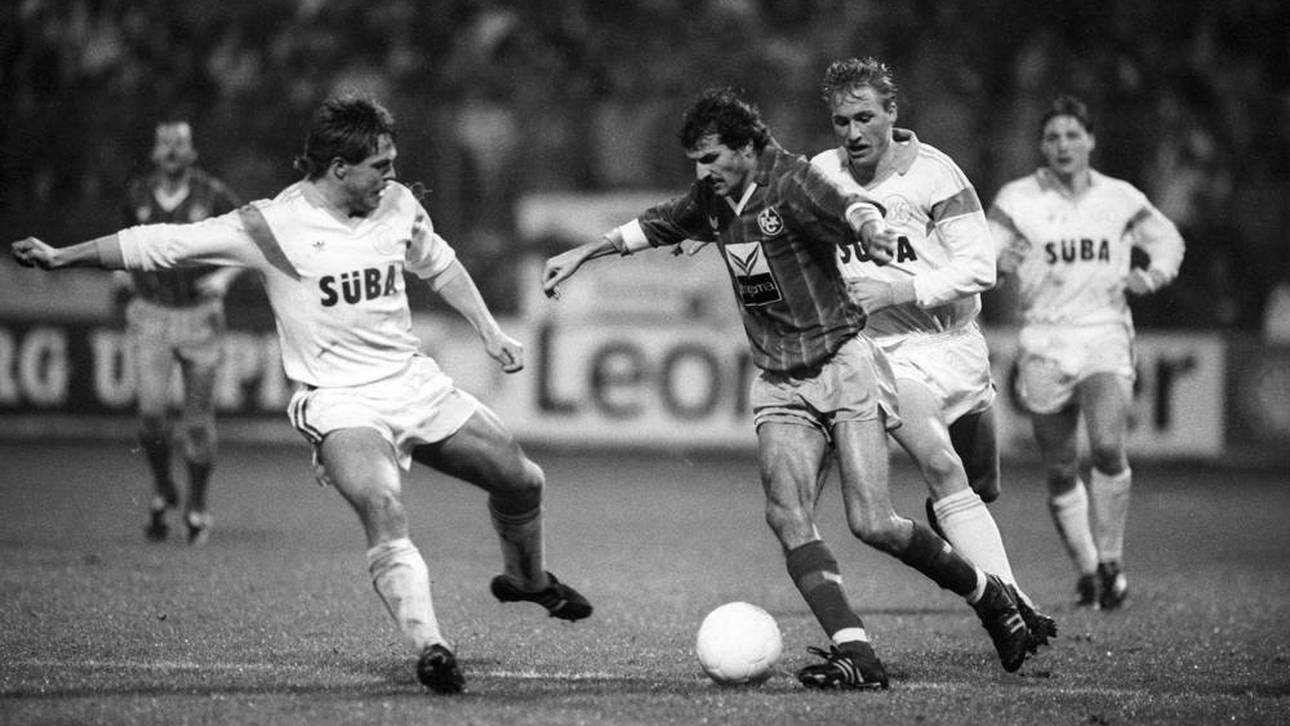 In den Spielen zwischen dem KSC (Gunther Metz (li.)) und dem FCK ging es stets heiß her