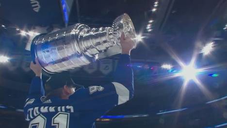 Tampa Bay Lightning macht vor heimischer Kulisse die Final-Serie zu und gewinnt zum zweiten Mal in Folge den Stanley Cup.