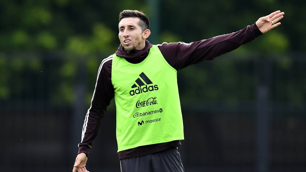 Herrera zeichnet seine Aggressivität und Laufstärke aus. Er ist einer der wichtigsten Spieler bei "El Tri" und auch Stammspieler im Verein. Khedira hat aber Vorteile. Punkt für Deutschland - 5:1