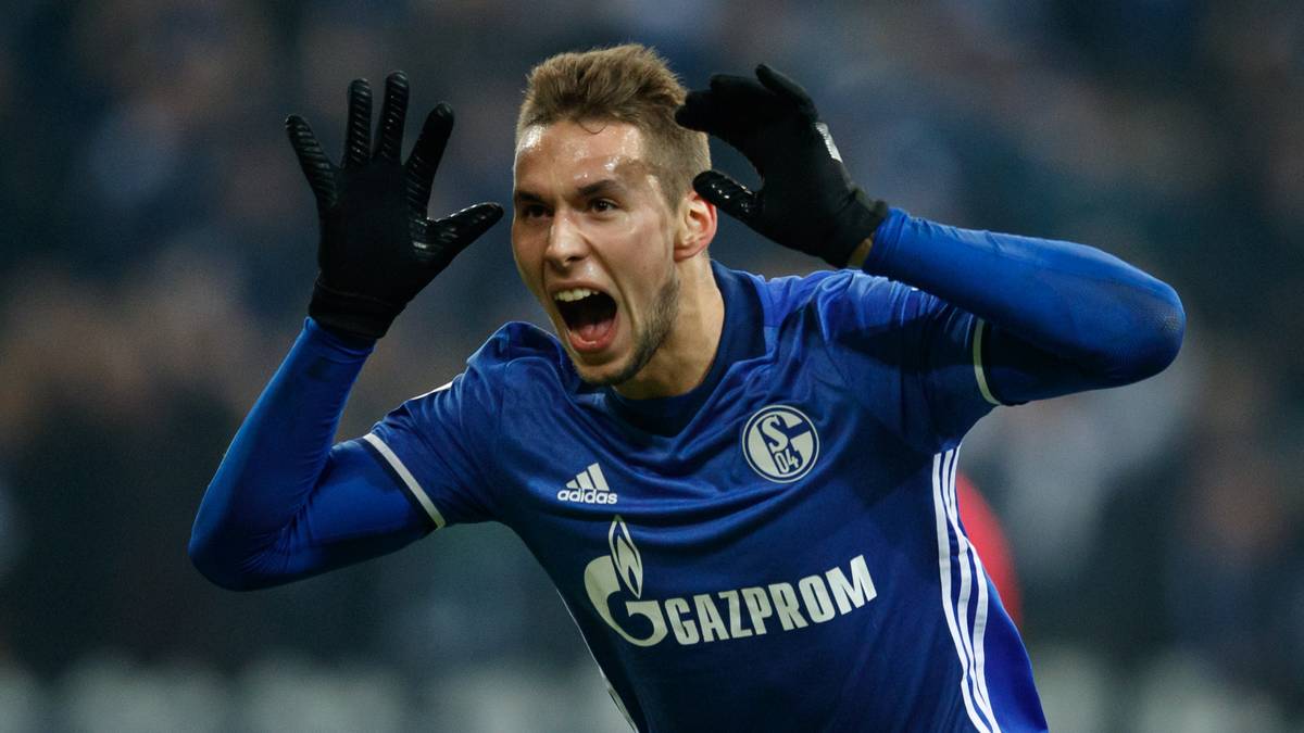 GEWINNER - SCHALKE 04: Marko Pjaca kam auf Leihbasis von Juventus Turin bis zum Ende der Saison - und traf gleich mal beim 1:1 gegen Hannover. Der Kroate soll dafür sorgen, dass S04 nächste Saison wieder in der Königsklasse spielt. Mit Abdul Rahman Baba und Cedric Teuchert wurde der Kader zudem breiter aufgestellt 