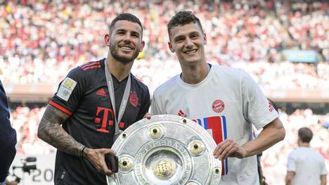 Dass Benjamin Pavard beim FC Bayern seinen Wechselwunsch hinterlegt hat, ist seit ein paar Wochen bekannt. Nun ist der Franzose wohl ein Kandidat bei Real Madrid.