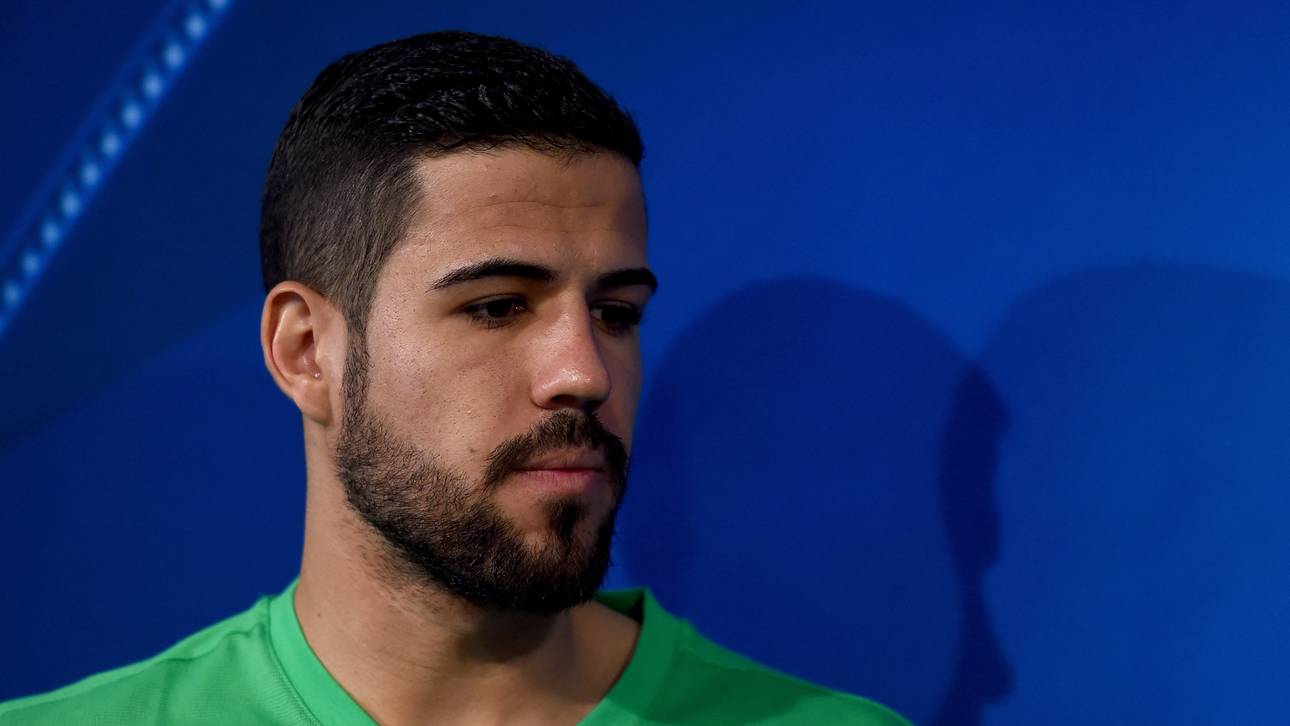 Atletico bietet Dominguez Job an