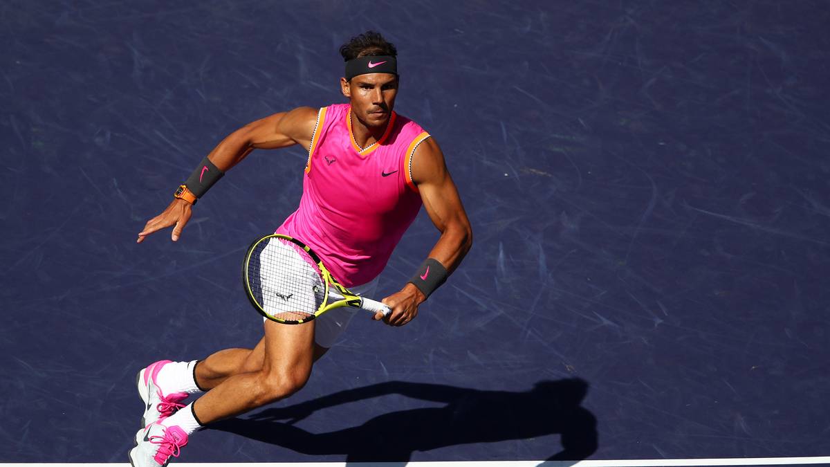 RAFAEL NADAL - 29,3 MILLIONEN DOLLAR: Der Spanier ist der König der French Open, allein elf Mal gewann Nadal in Roland Garros. Insgesamt hat die Nummer 2 der Tennis-Weltrangliste 80 Turniere gewonnen. Größte Sponsoren des 32-Jährigen sind Auto-Gigant Kia und Ausrüster Nike, auch für die Luxus-Uhren von Richard Mille wirbt er