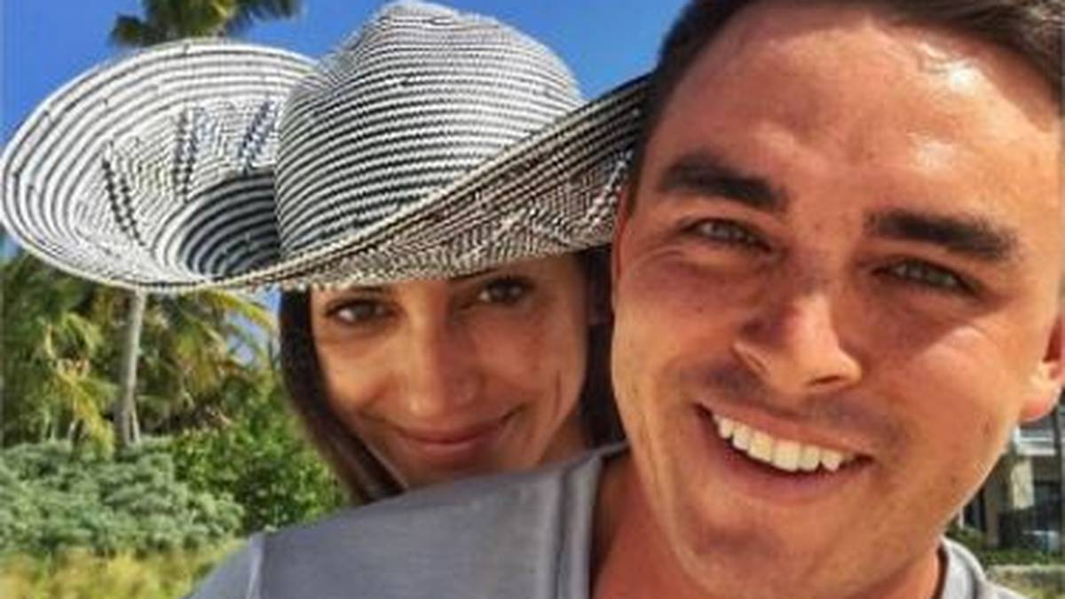 Inzwischen aber hat auch der Zweitplatzierte der US Open 2014 eine Freundin gefunden. Mit dem Hashtag #RickFoundaChick ließ er seinen Followern an seinem Glück teilhaben