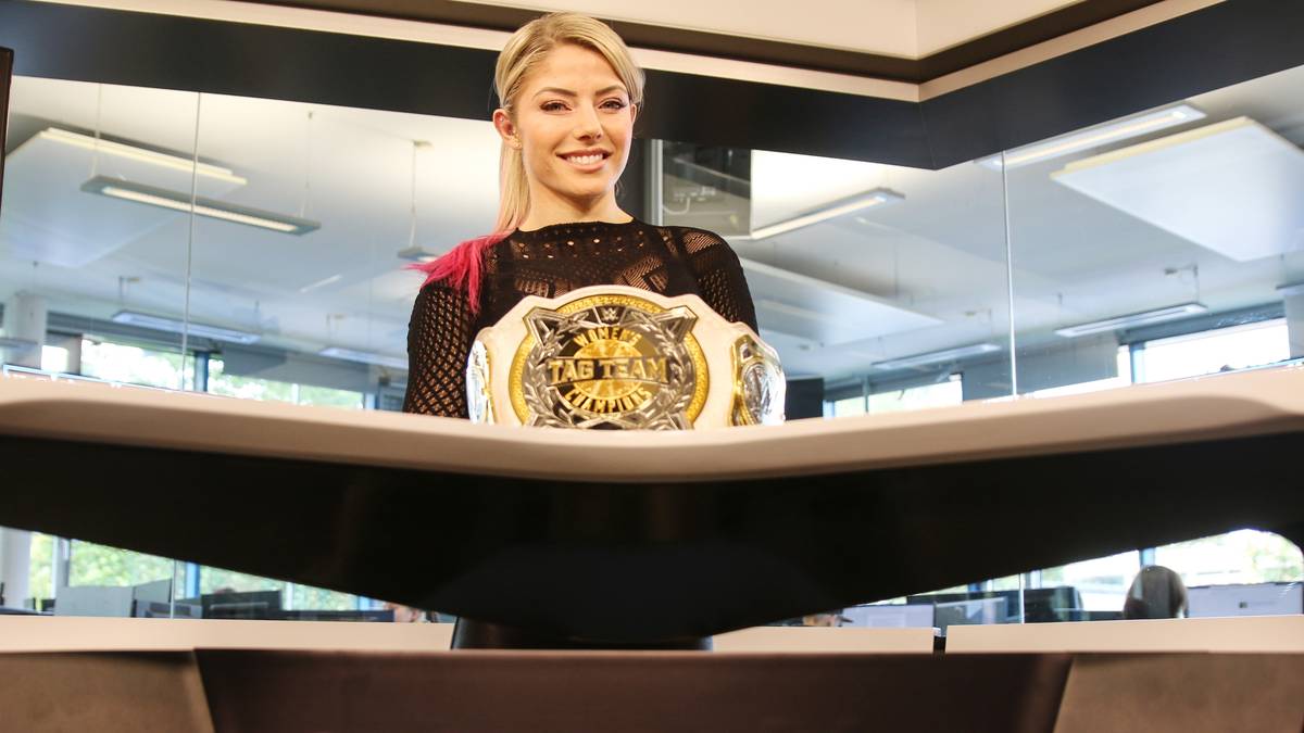 Was Alexa Bliss sonst noch zu sagen hatte? Sie lesen es demnächst auf SPORT1 ...