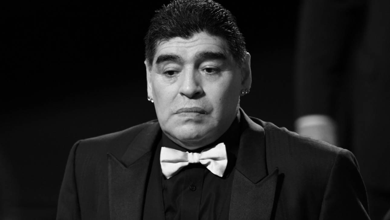 Schweigeminute für Maradona