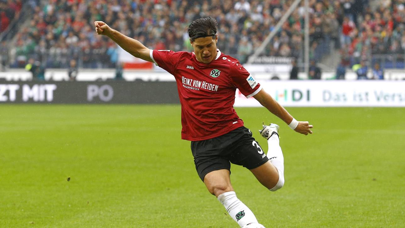 Albornoz bleibt Hannoveraner