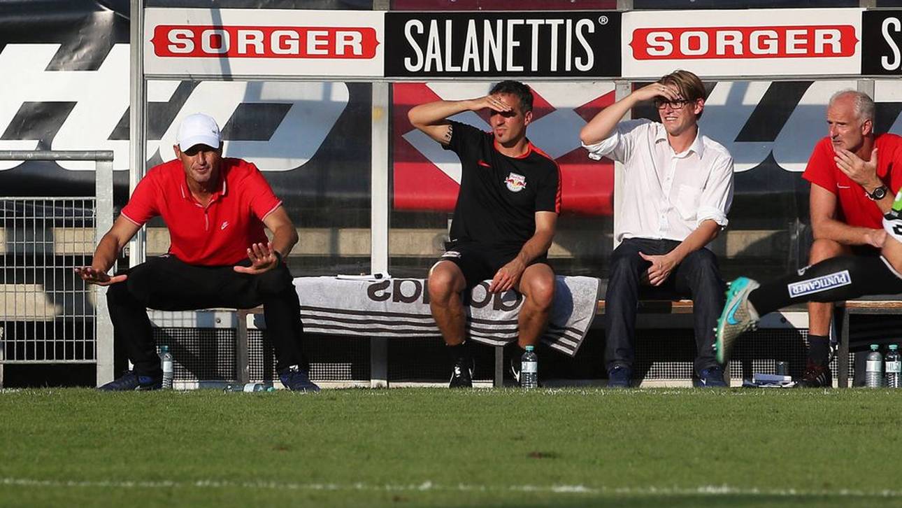 Richard Kitzbichler (2.v.l.) und Christoph Freund (2.v.r.) arbeiteten bei Salzburg erfolgreich zusammen