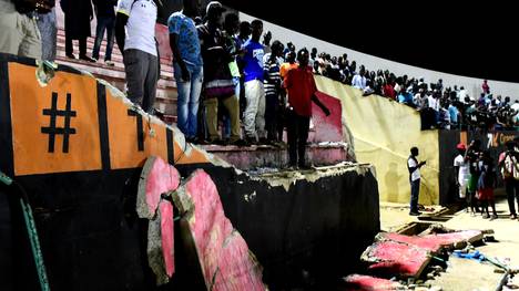 Bei der Katastrophe im Demba Diop Stadion kamen acht Menschen ums Leben