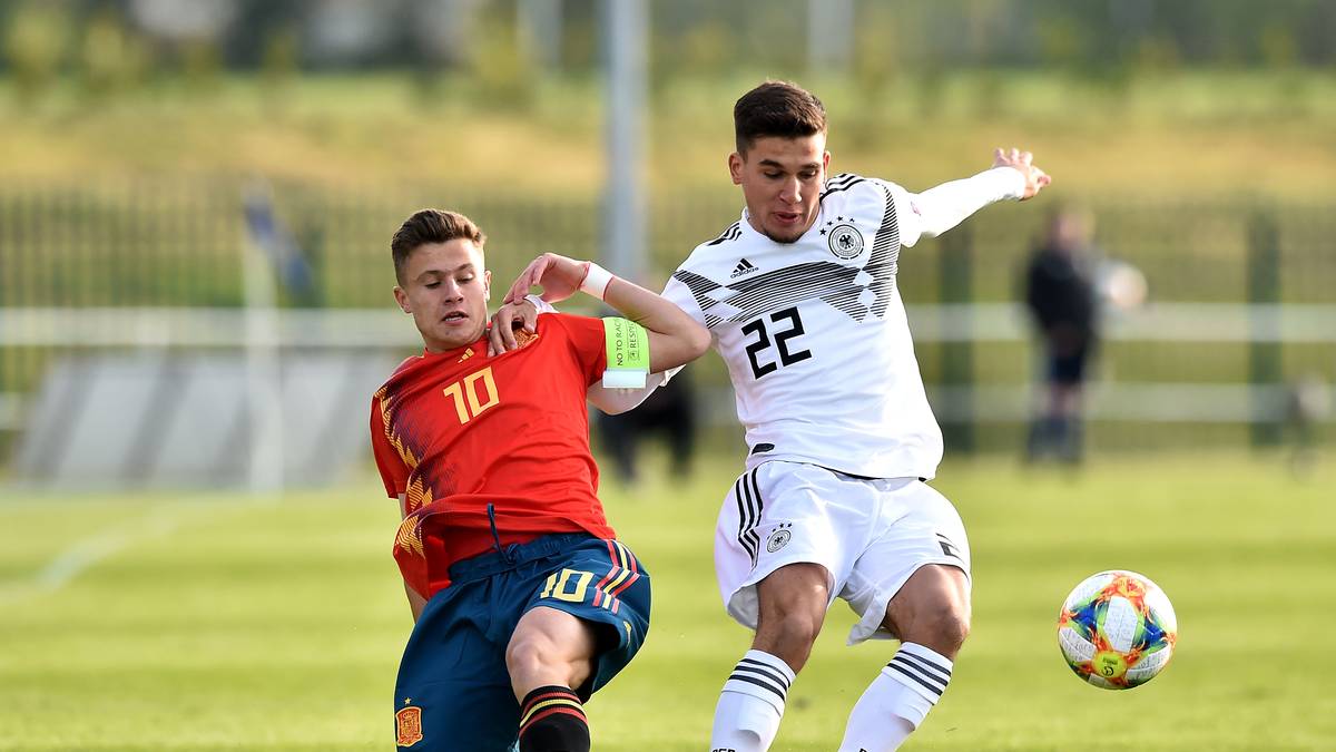 MEHMET-CAN AYDIN (FC SCHALKE 04): Der Techniker kam schon mit zwölf Jahren zu Schalke. Das Ausnahmetalent kann offensiv oder auch auf der rechten Seite alles spielen und bewundert Leroy Sané. Zuletzt spielte er für Deutschland noch bei der U17-EM in Irland, kam in Schalkes U19 aber schon heuer zum Einsatz