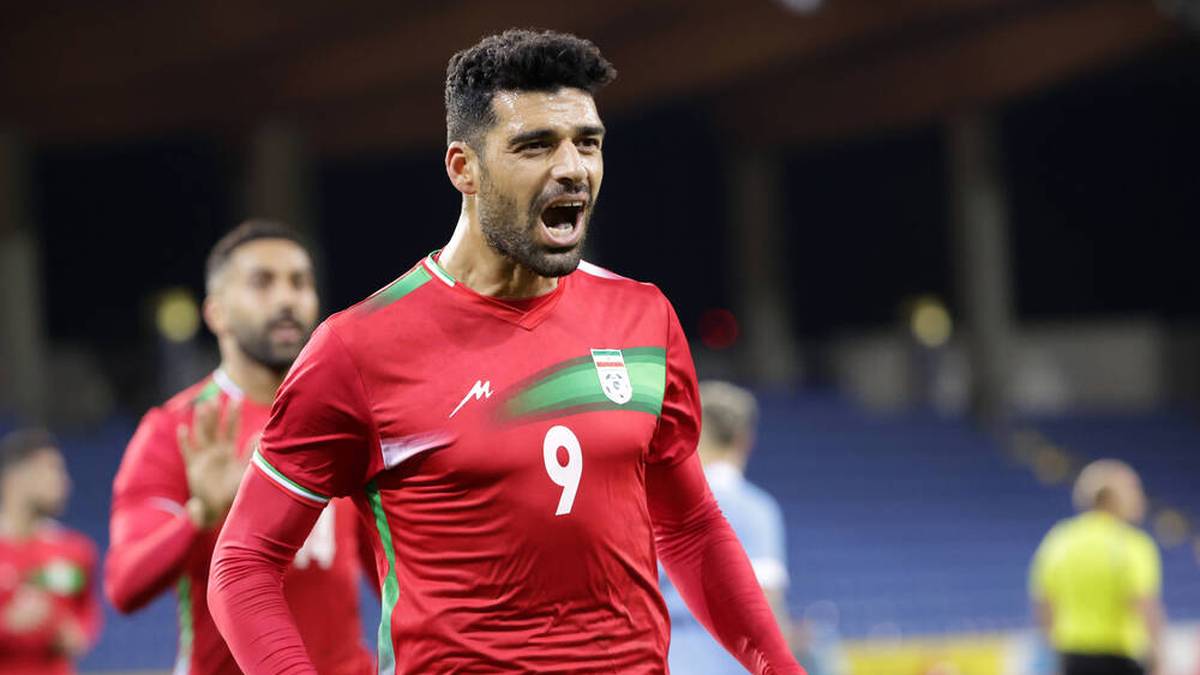 Mehdi Taremi (Iran): Der Stürmer vom FC Porto wird in seinem Heimatland verehrt. Ärgert der 30-Jährige nun mit seinen Treffern die Favoriten?