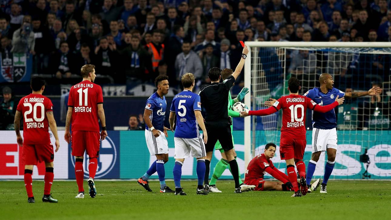 Schalkes Naldo sieht Rekord-Rot