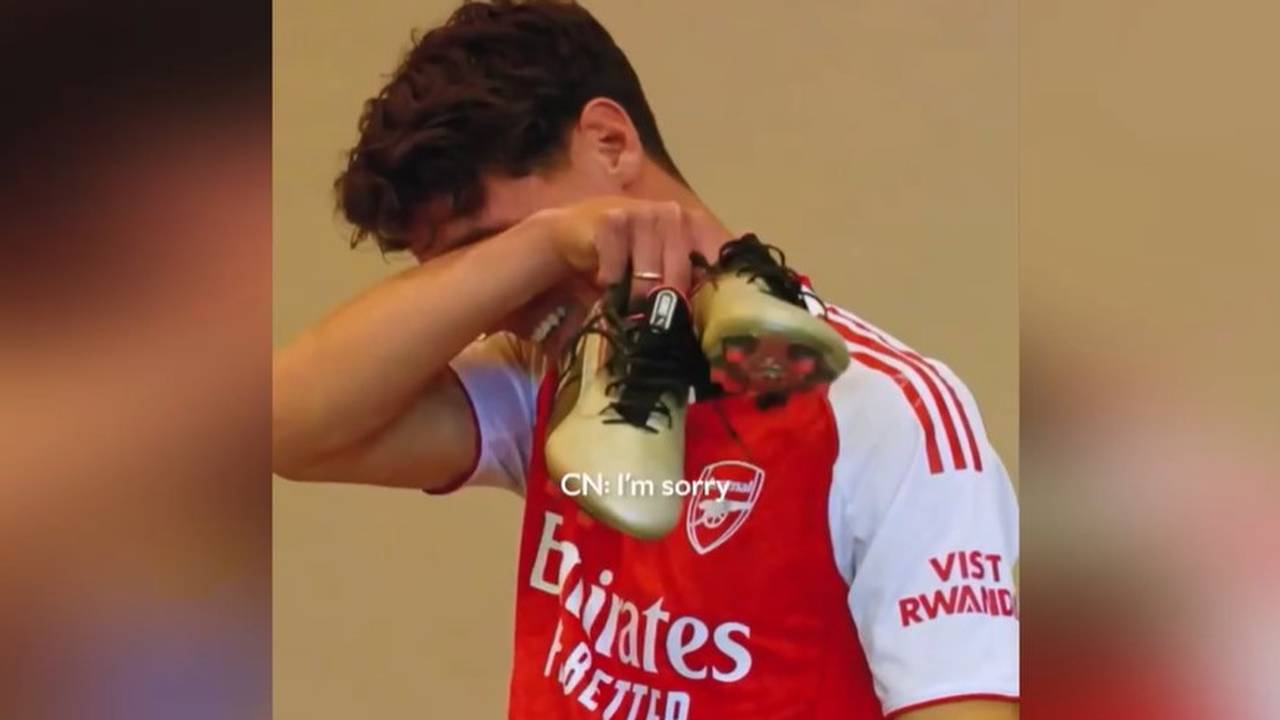 Arsenal-Star bricht bei Fotoshooting in Tränen aus