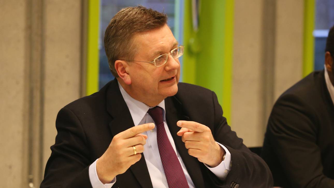 UEFA gehen die FIFA-Kandidaten aus