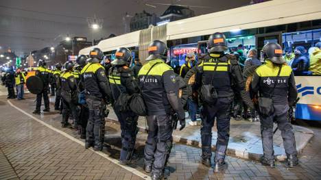 Die Übergriffe in Amsterdam haben Folgen