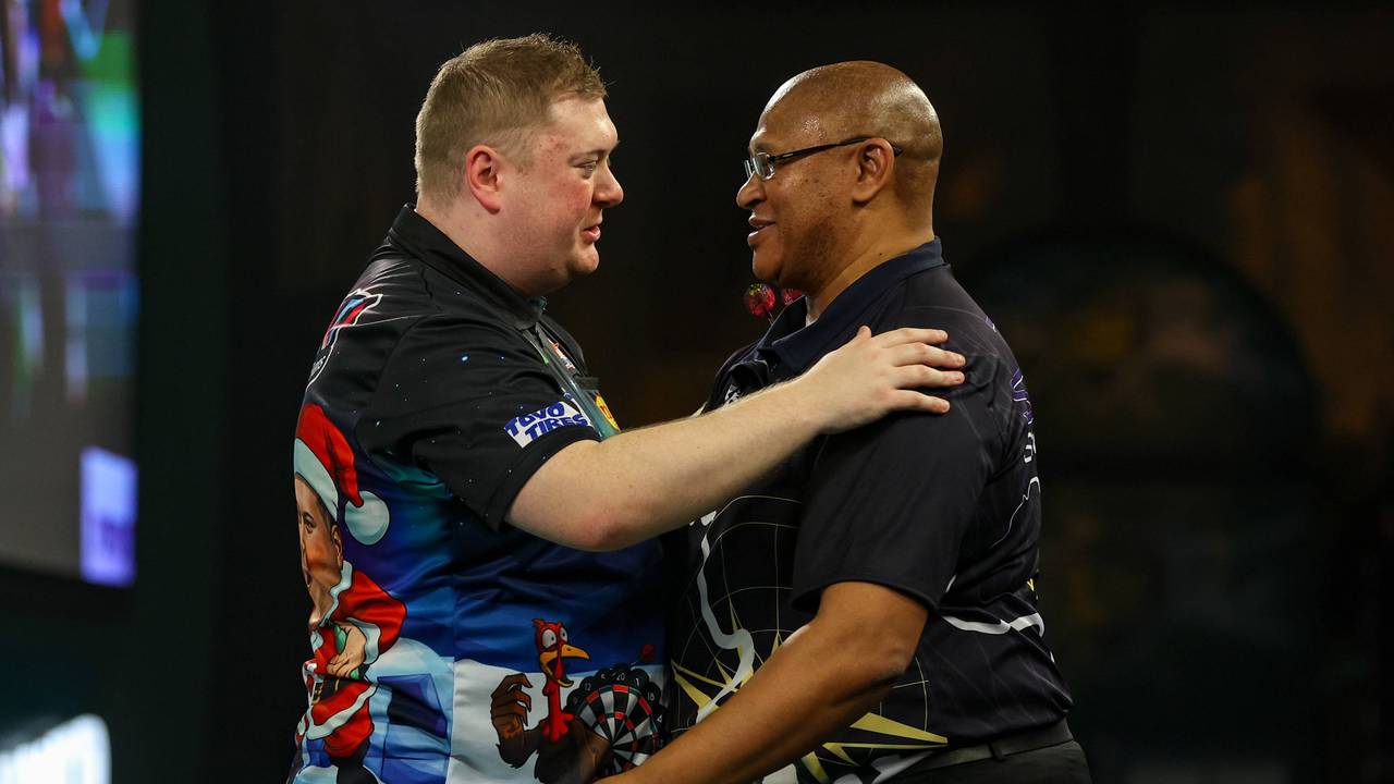 Darts WM 2024: Simon Adams bei WM-Premiere gegen Ricky Evans chancenlos