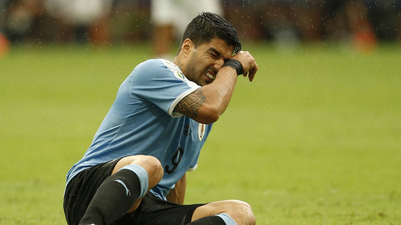 Suarez verschießt, Uruguay scheitert