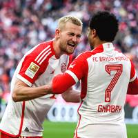 Matthijs de Ligt schließt einen Abschied vom FC Bayern aus. Der niederländische Nationalspieler freut sich über die Zuneigung der Fans in München. 