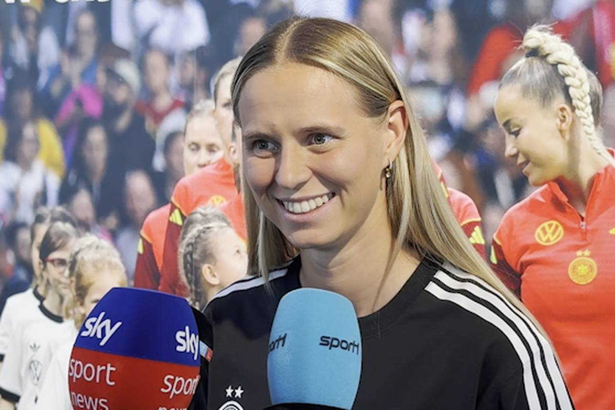 Klara Bühl wurde vor dem EM-Viertelfinale gegen Frankreich auf ihre Scorer-Zahlen angesprochen.