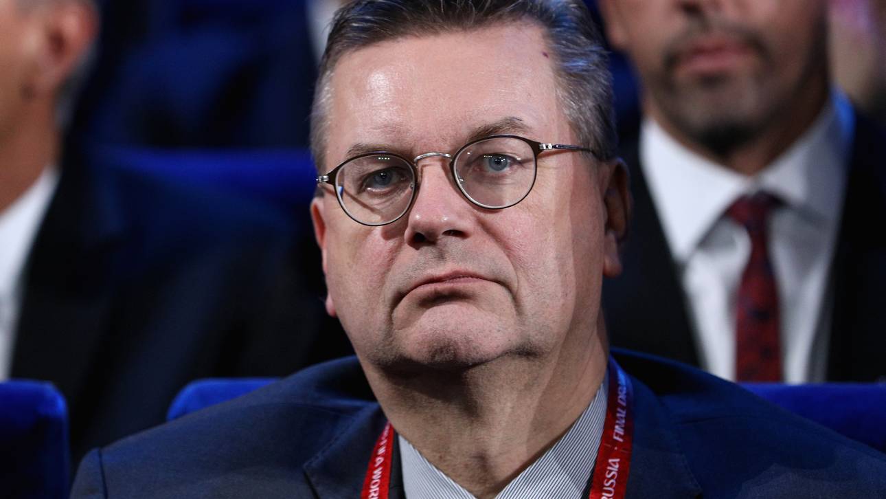 Reinhard Grindel bekam von Mohammed Bin Hammam die kalte Schulter gezeigt