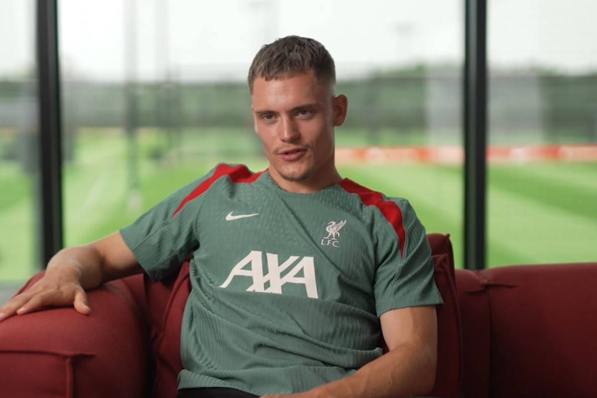 Der Megatransfer ist unter Dach und Fach, Florian Wirtz spielt fortan für den englischen Meister FC Liverpool. Der deutsche Youngster zeigt sich froh, dass es mit dem Wechsel "endlich geklappt" hat.
