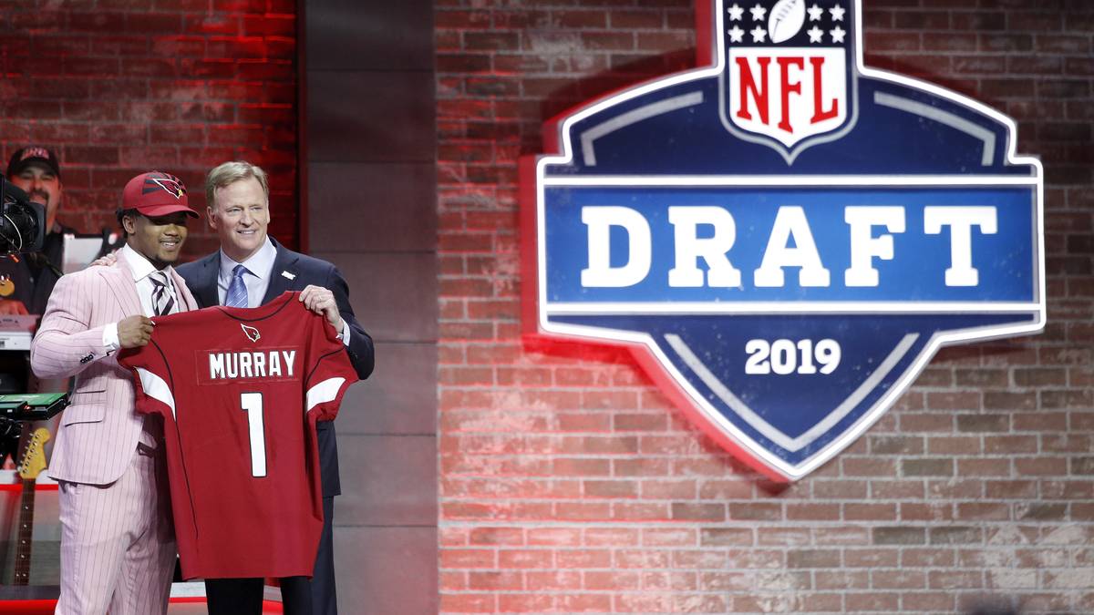 Mit Spannung erwarten die NFL-Fans in jedem Jahr den Draft, bei dem die Teams aus den besten Nachwuchsspielern des Colleges auswählen können. Wie erwartet wurde Kyler Murray von den Arizona Cardinals an Nummer eins gepickt