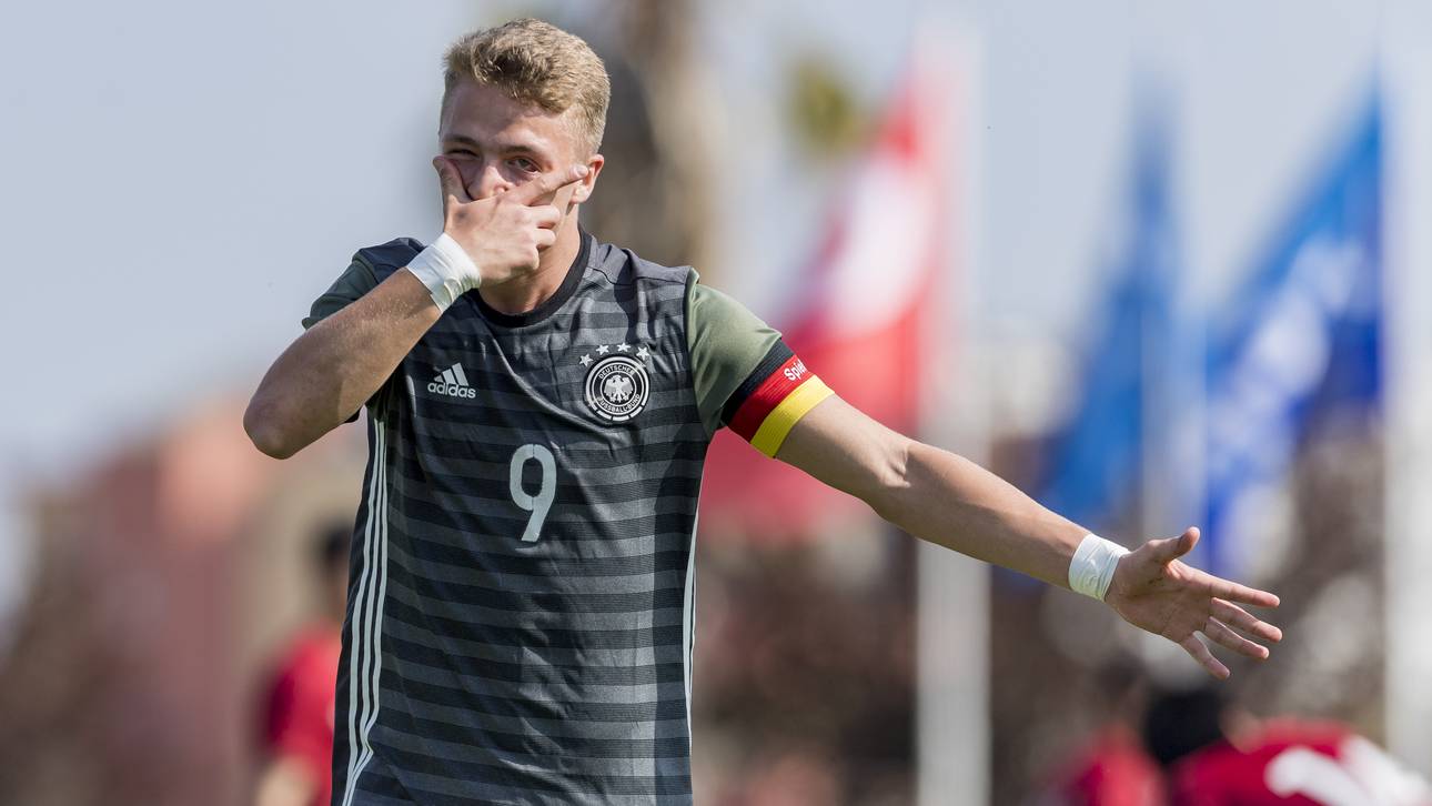 U17 stürmt ins Viertelfinale