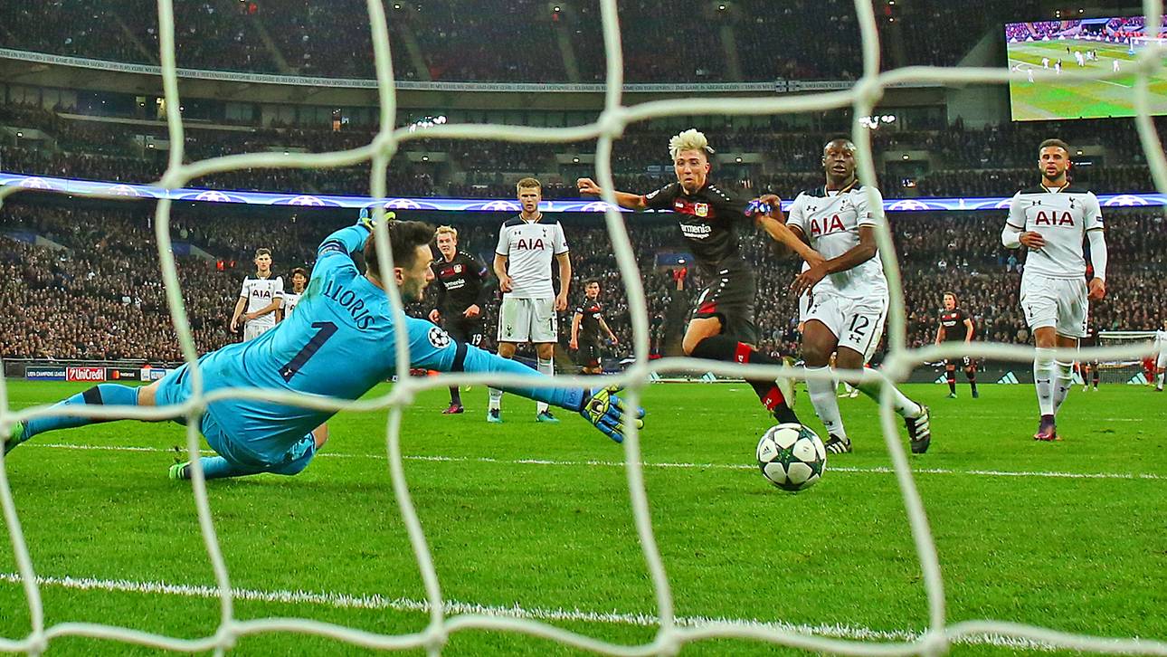 Bayer erobert Wembley mit Billard-Tor