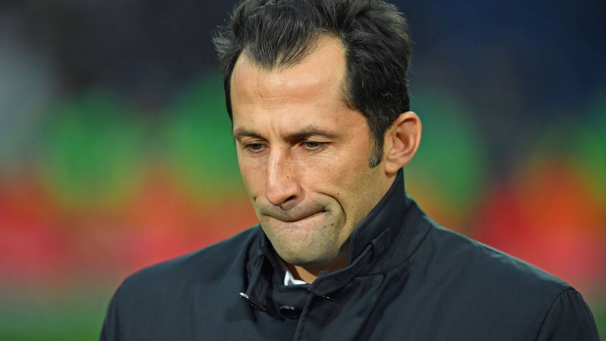 Das wollte Hasan Salihamidzic nicht auf sich sitzen lassen. "Über einen solchen Spieler (Lewandowski, d. Red.) kann man nicht solche Worte verlieren, deswegen ist das ahnungslos. Das hat mit Expertensein nichts zu tun. Das ist unsachlich", polterte der Sportdirektor