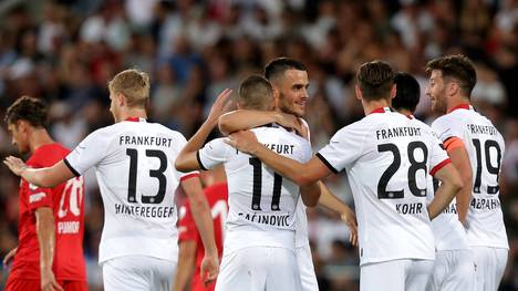 Eintracht Frankfurt steht mit einem Bein in den EL-Playoffs