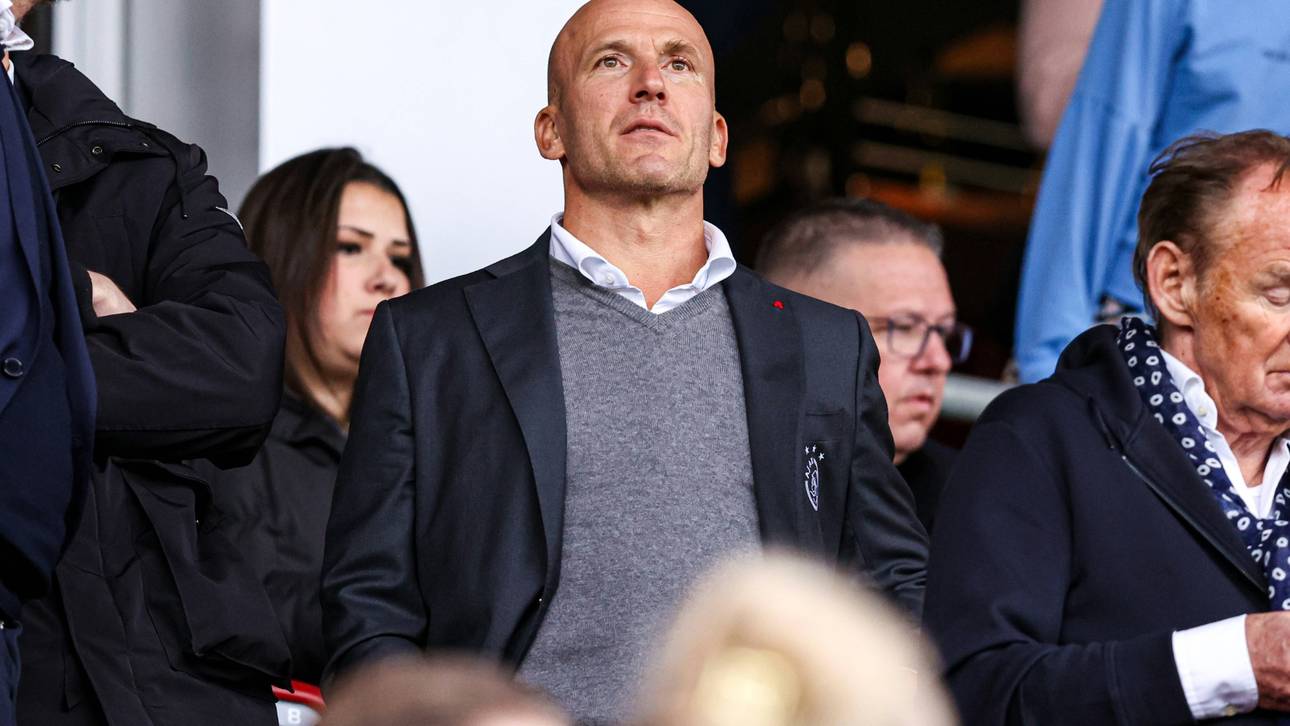 Insiderhandel? Ajax stellt Geschäftsführer Kroes frei