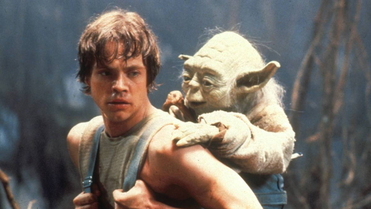 LUKE SKYWALKER: Der junge, fast schon schüchterne Held von Star Wars hat das Selbstvertrauen, den ersten Todesstern ohne Zielvorrichtung zu zerstören. Rein körperlich ist er keine beeindruckende Figur. Trotzdem führt er die Rebellion mit seinem Willen und der angeborenen Kreativität zum Sieg: "Die Macht ist stark in ihm"