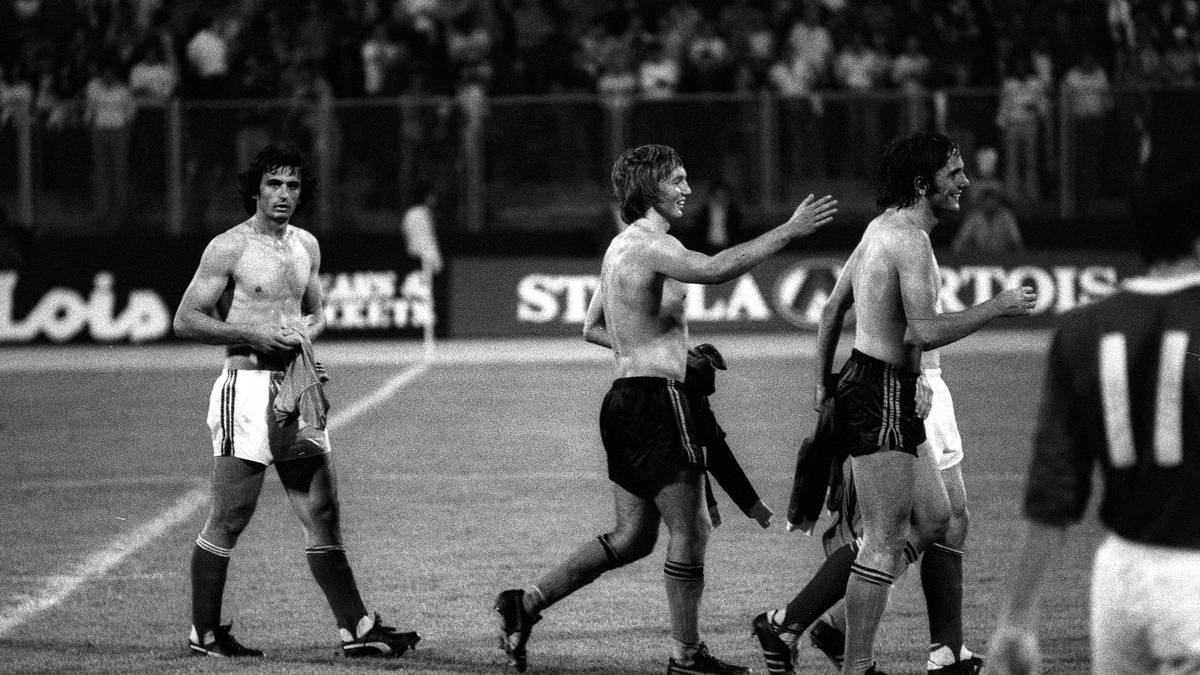 1978 - VAHID HALILHODZIC (l., Jugoslawien, 7 Tore): Allein in den beiden Finalspielen gegen die DDR (1:0, 4:4) gelangen Halilhodzic vier Tore. Als Trainer traf er unter anderem bei der WM 2014 mit Algerien auf Deutschland, inzwischen steht er beim FC Nantes an der Seitenlinie