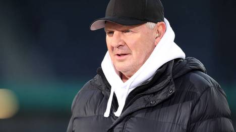 Stefan Effenberg kehrt zu seinem Ex-Klub FC Bayern zurück. Der SPORT1-Experte stößt zum Legendenteam um seinen früheren Mitspieler Giovane Elber.