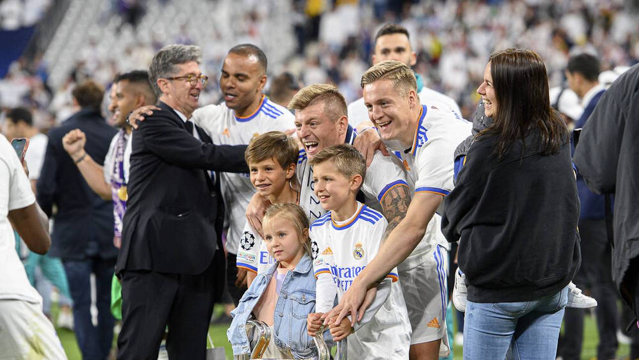 Toni Kroos mit seiner Familie