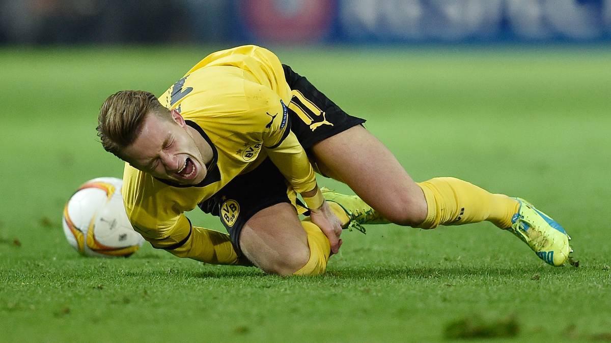 Schon im Pokalfinale 2016 gegen den FC Bayern zog sich Reus eine schwerwiegende Verletzung zu, die ihn unter anderem die Teilnahme an der EM in Frankreich kostete. Insgesamt setzte ihn die Schambeinentzündung 143 Tage außer Gefecht