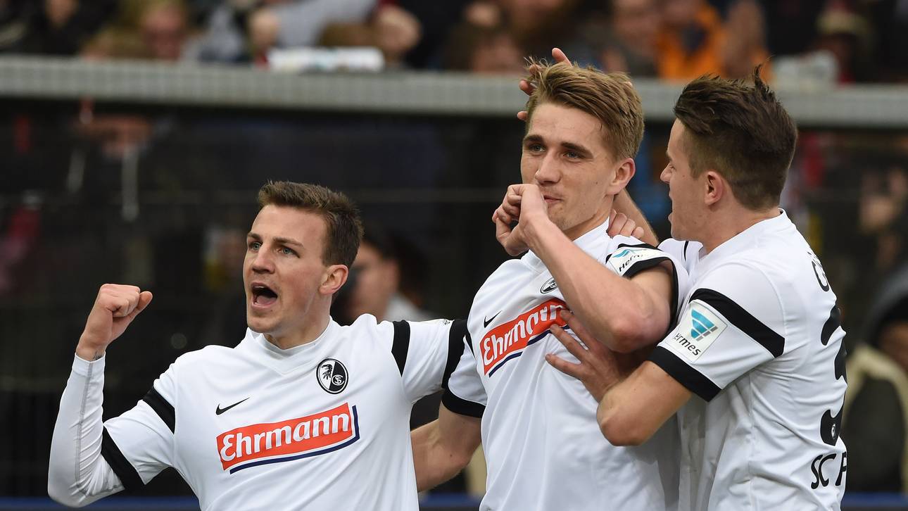 SC Freiburg-FC Augsburg-Bundesliga-Nils Petersen