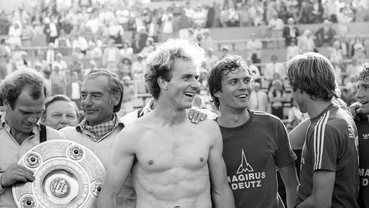 Bereits im ersten Jahr seiner Amtszeit darf sich Hoeneß über die Meisterschaft freuen