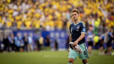 Jürgen Klopp und Tabea Kemme besprechen bei Magenta eine mögliche deutsche Aufstellung gegen Paraguay. Gerade um die Personalie Joshua Kimmich haben beide Experten eine klare Meinung. 