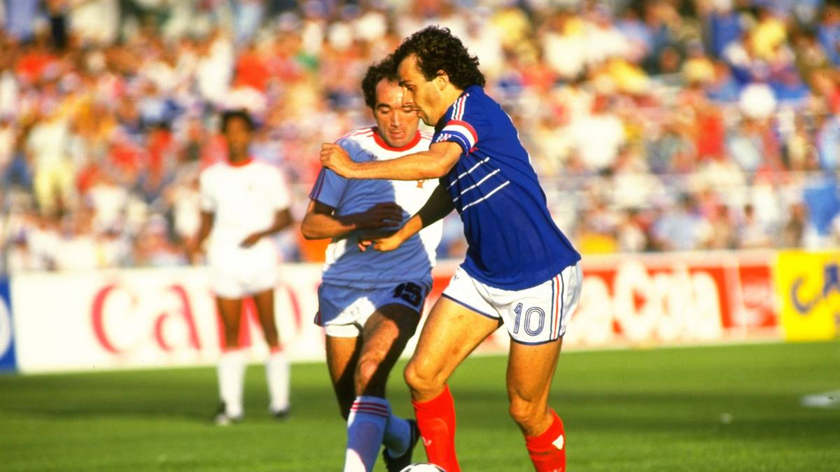 9: Der Franzose Michel Platini ist mit neun Toren Rekordschütze - alle erzielt bei der Endrunde 1984. Der Engländer Alan Shearer folgt mit sieben Treffern