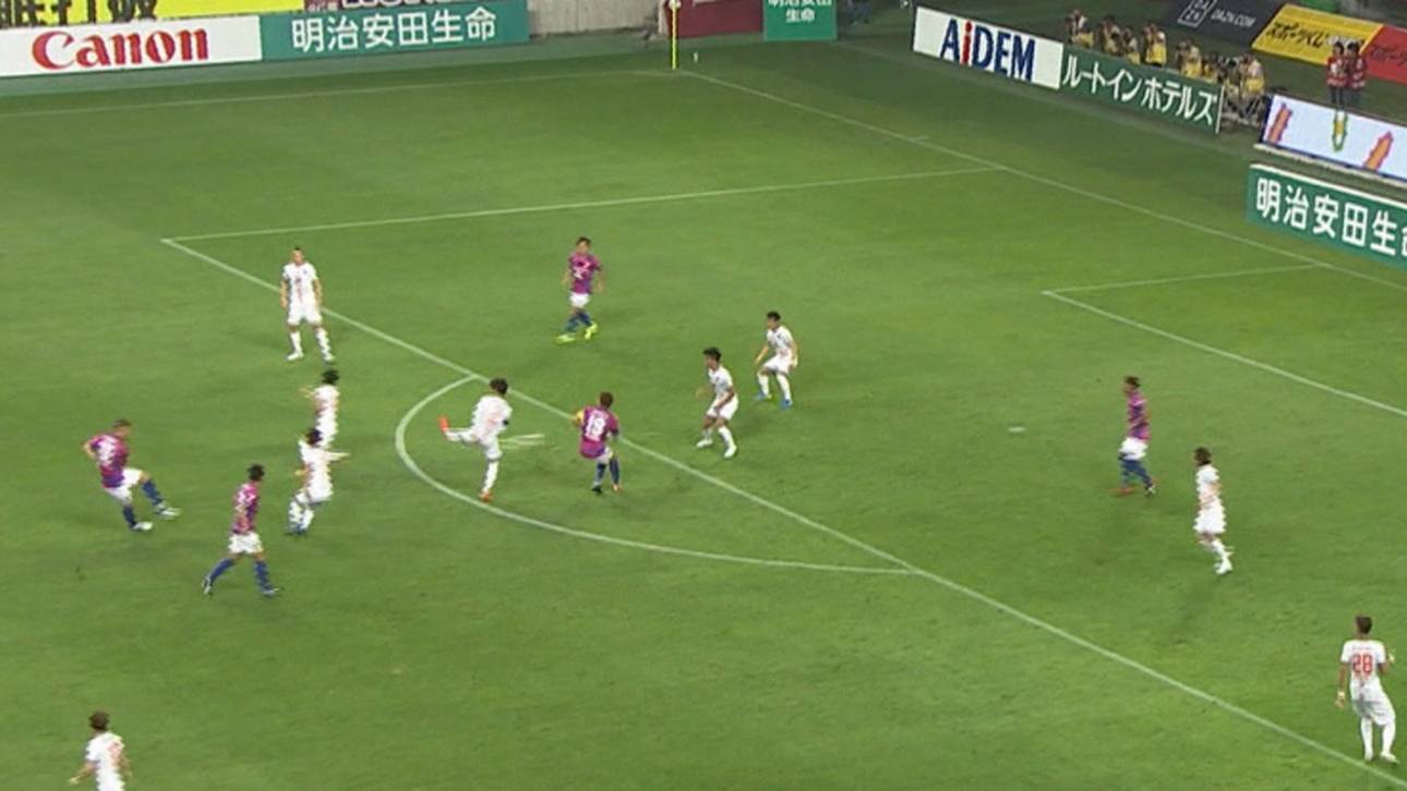 Traumdebüt für Podolski in Japan