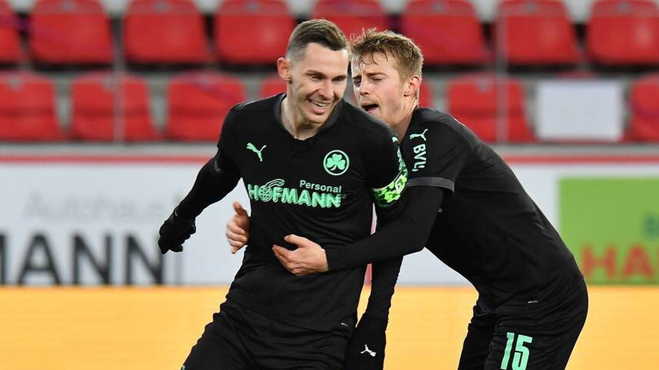 Torjäger Hrgota schießt Fürth auf Aufstiegsplatz