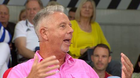 Trotz des Erreichens der Champions League ist Dopa-Gast Heiko Waßer bezüglich Borussia Dortmund kritisch eingestellt. Der leidenschaftliche BVB-Fan zeigt sich vor allem mit der Transferpolitik nicht einverstanden.